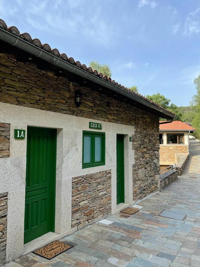 Aldea Couso Rural Hotel Sarreaus Exterior foto