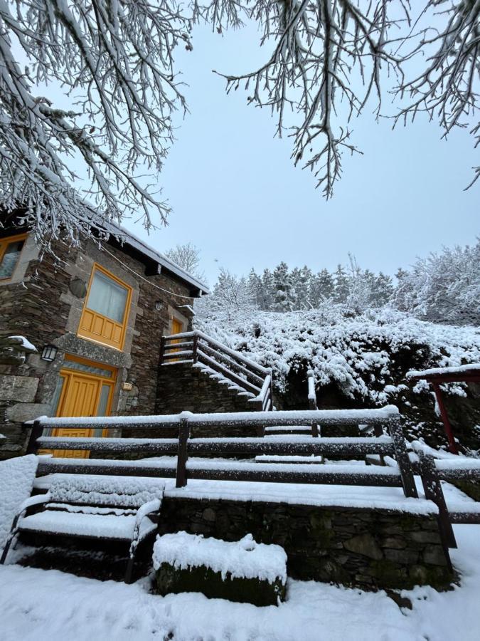 Aldea Couso Rural Hotel Sarreaus Exterior foto